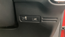 Volvo Xc40 2.0 B4P Inscription Pro 5dr Auto Petrol Estate